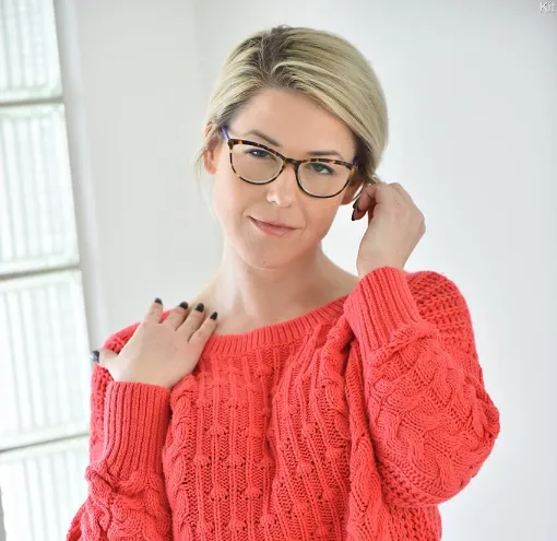 RENCONTRE PAR TÉLÉPHONE - CORALIE